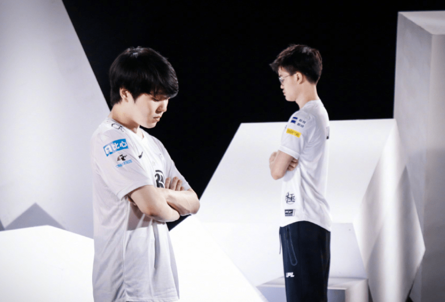 Rookie赛事官方发布突破纪录新规，热火争议不断！的简单介绍